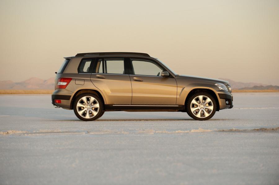  Mercedes-Benz GLK-Class 2010 года  (фото 16 из 224)
